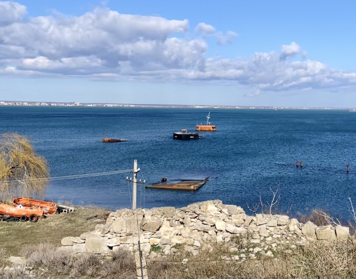 Затонувший сухогруз Berg в Феодосийском заливе 