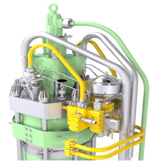 Крышка цилиндра двигателя МАН с газовой арматурой.