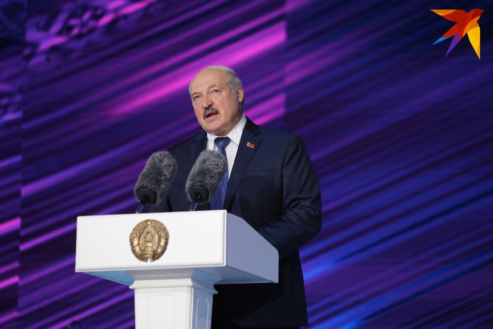     Один из важных вопросов, которые они собираются обсудить - перевалка калийных удобрений через Мурманскую область. Лариса КУДРЯВЦЕВА/ЭГ