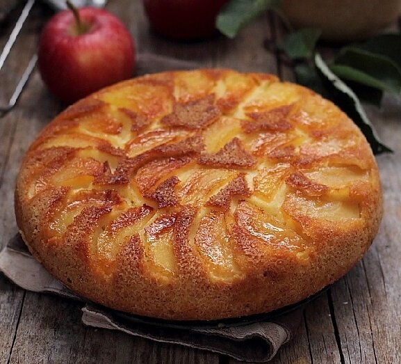 Яблочный пирог в духовке