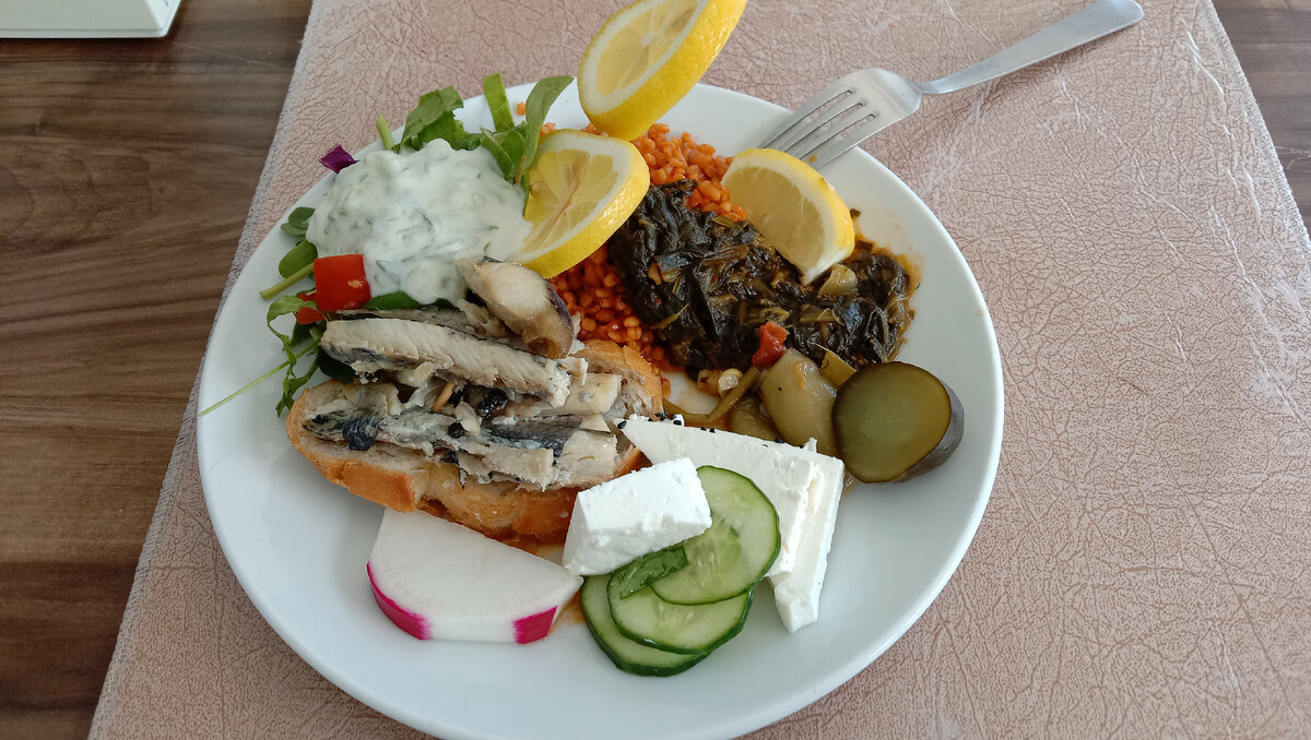 Шведский стол в отеле 