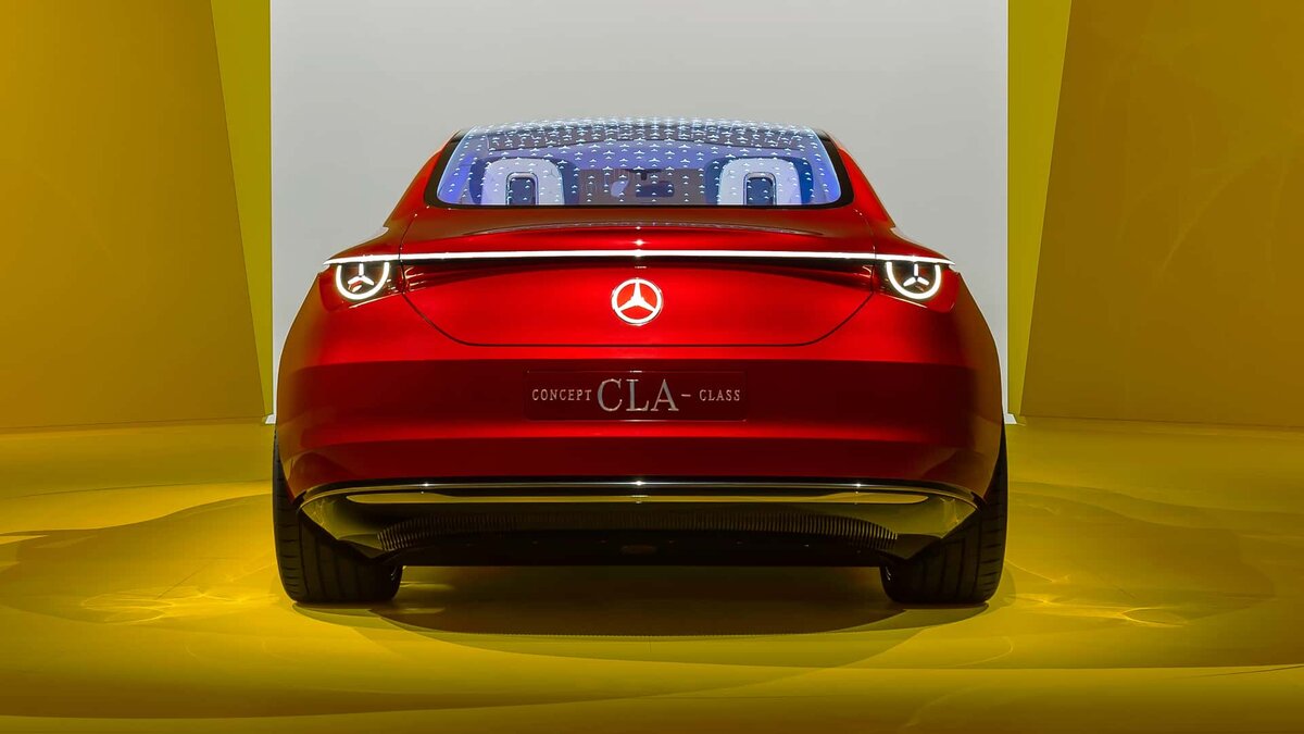 Мерседес IAA Concept 15