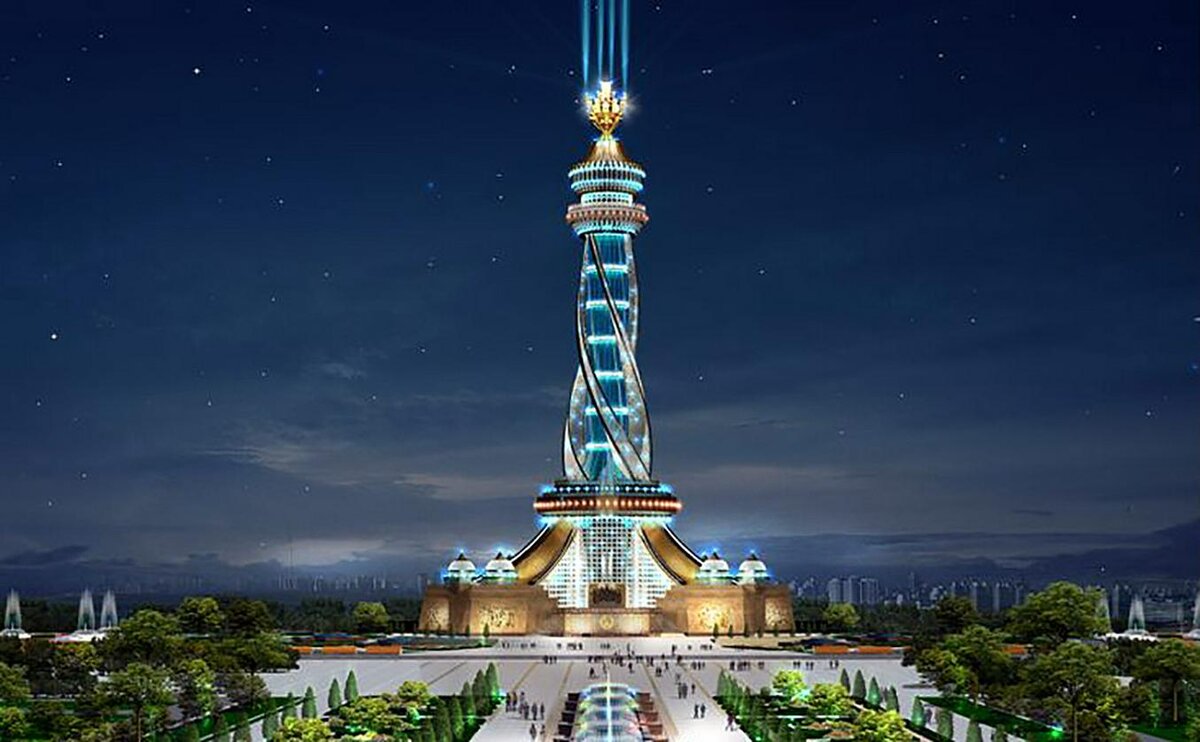 Монумент независимости в Душанбе