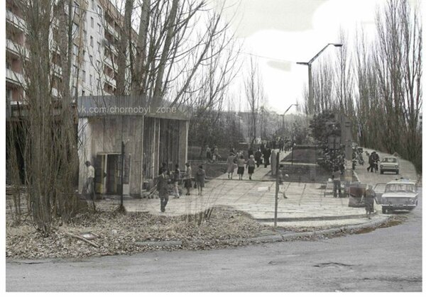 Проспект Ленина, "Белый дом"