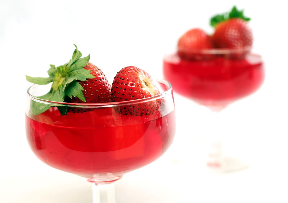 Strawberry gelatin