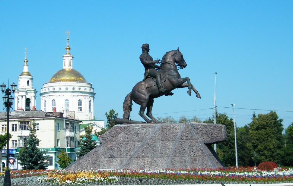 Памятники города орла фото