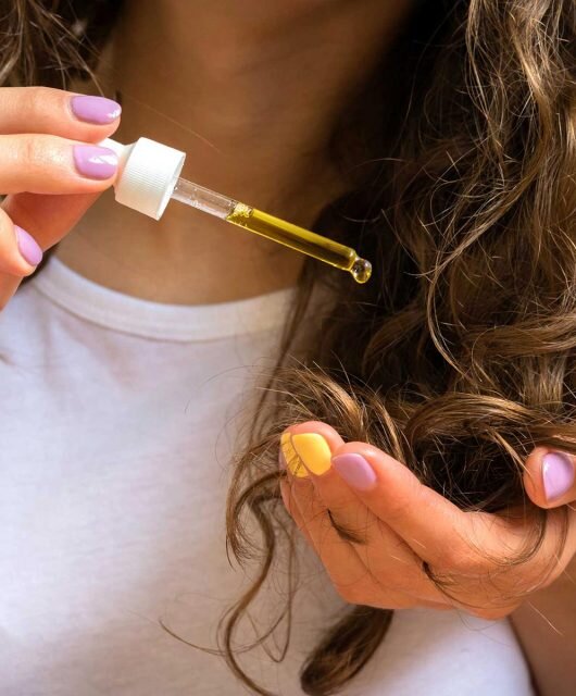 https://firstclasse.com.my/wp-content/uploads/2018/06/Argan-oil-featured-530x640.jpg