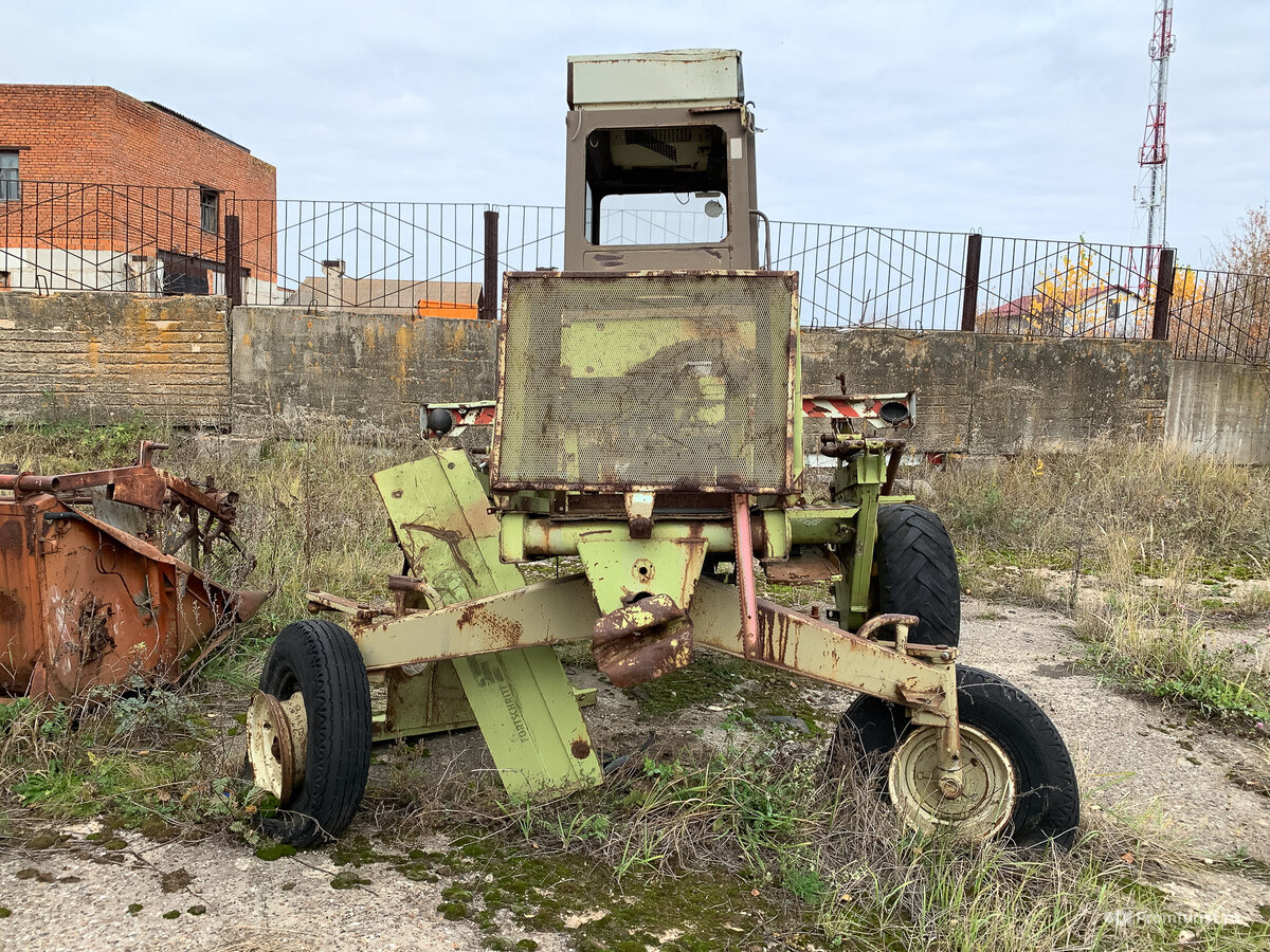 Комбайны — это мощно. Даже старые и ржавые ?⚙️?