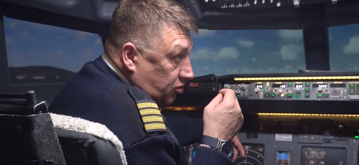 Алексей Кочемасов, командир самолета, авиакомпании "Победа"