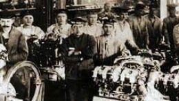 
1917: Компания Rapp Motor Company переименована в BMW Bayerische Motoren Werke
