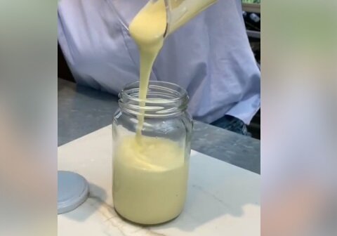 Как сделать сгущенку из сухого молока