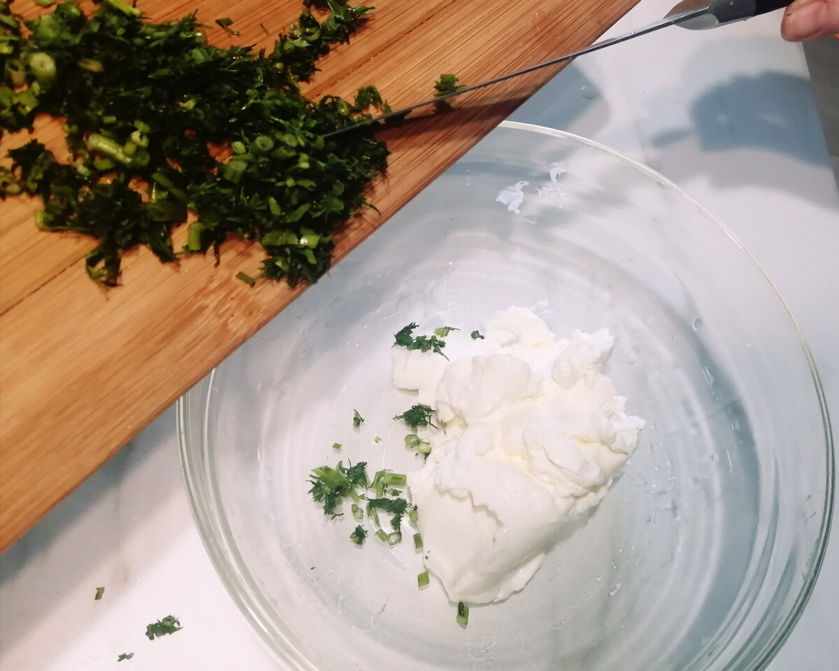 Невероятно вкусный рулет с селедкой