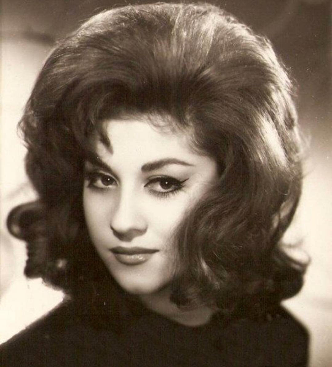 Небахат чехре мисс турция 1960