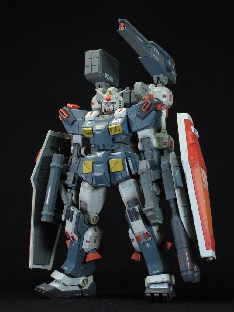 Вот он красавец во всеоружии 