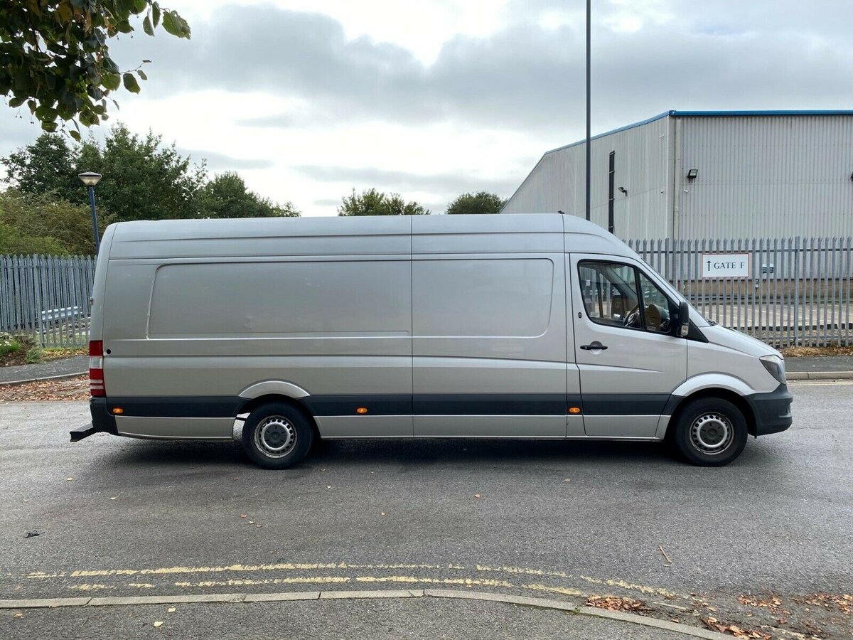 Длинный Mercedes-Benz Sprinter 2.1TD 313 CDI LWB HI-TOP