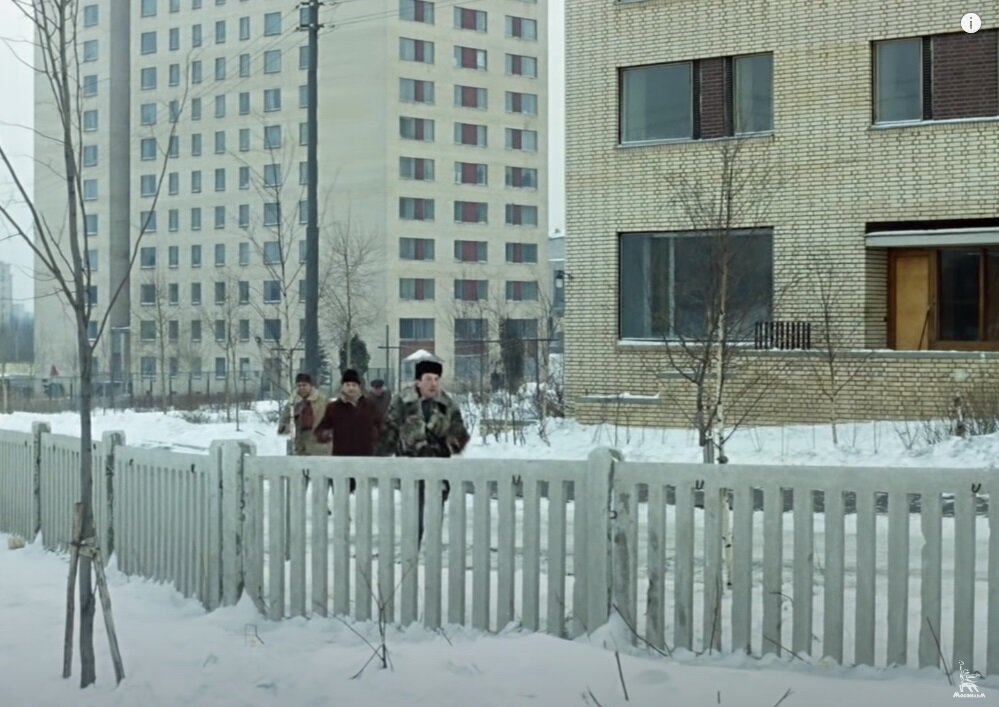 Лучший советский фильм 1971 года снимали в Средней Азии и Москве. Евгений Иванович Трошкин жил в доме по адресу Проспект Вернадского, 49.-12