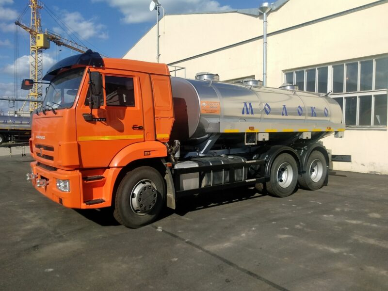 560360 автоцистерна на шасси КАМАЗ 65115