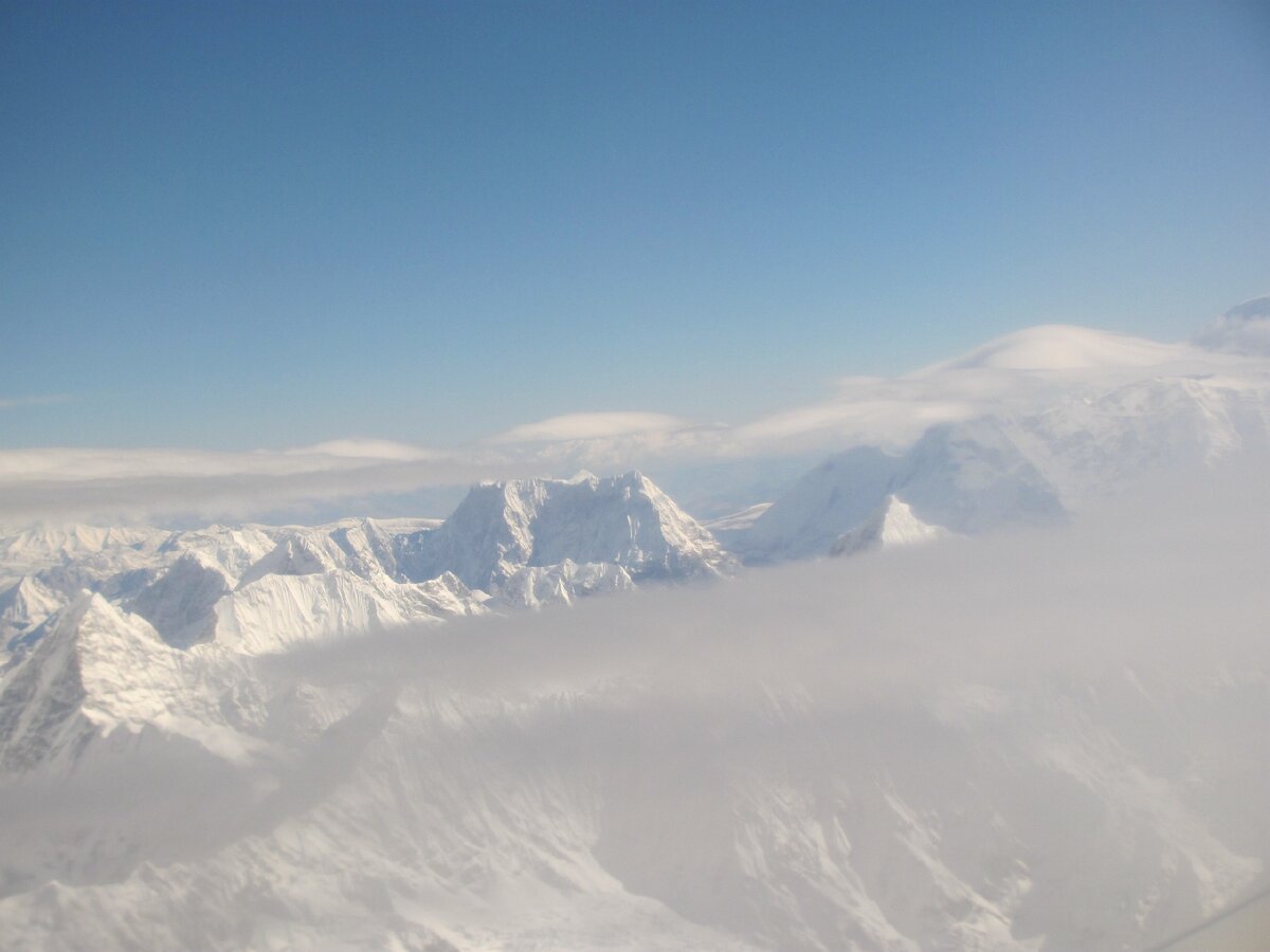 Гималаи сверху может увидеть каждый