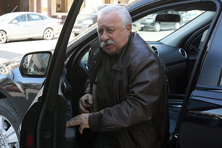 Леонид Якубович