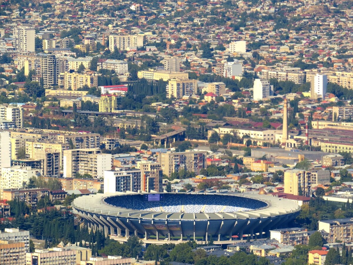 Дворец спорта в тбилиси