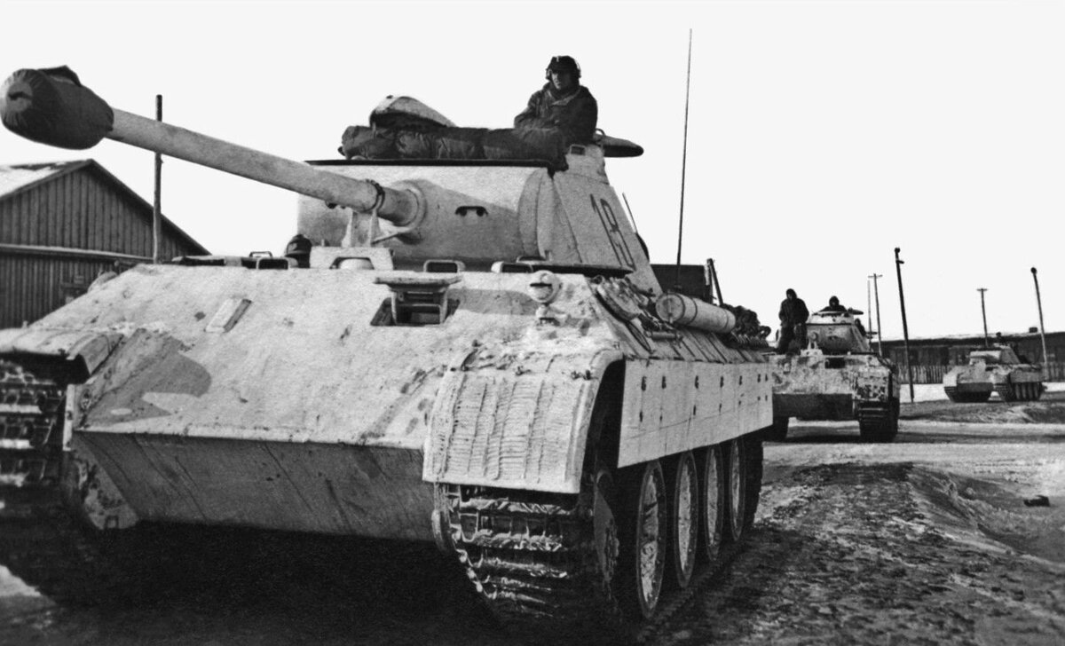 танк пантера фото военных лет