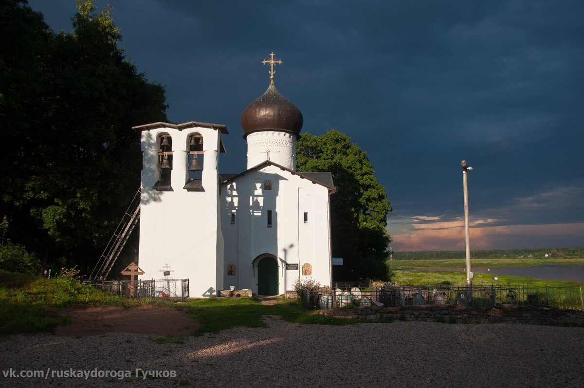 Храм в п.Выбуты