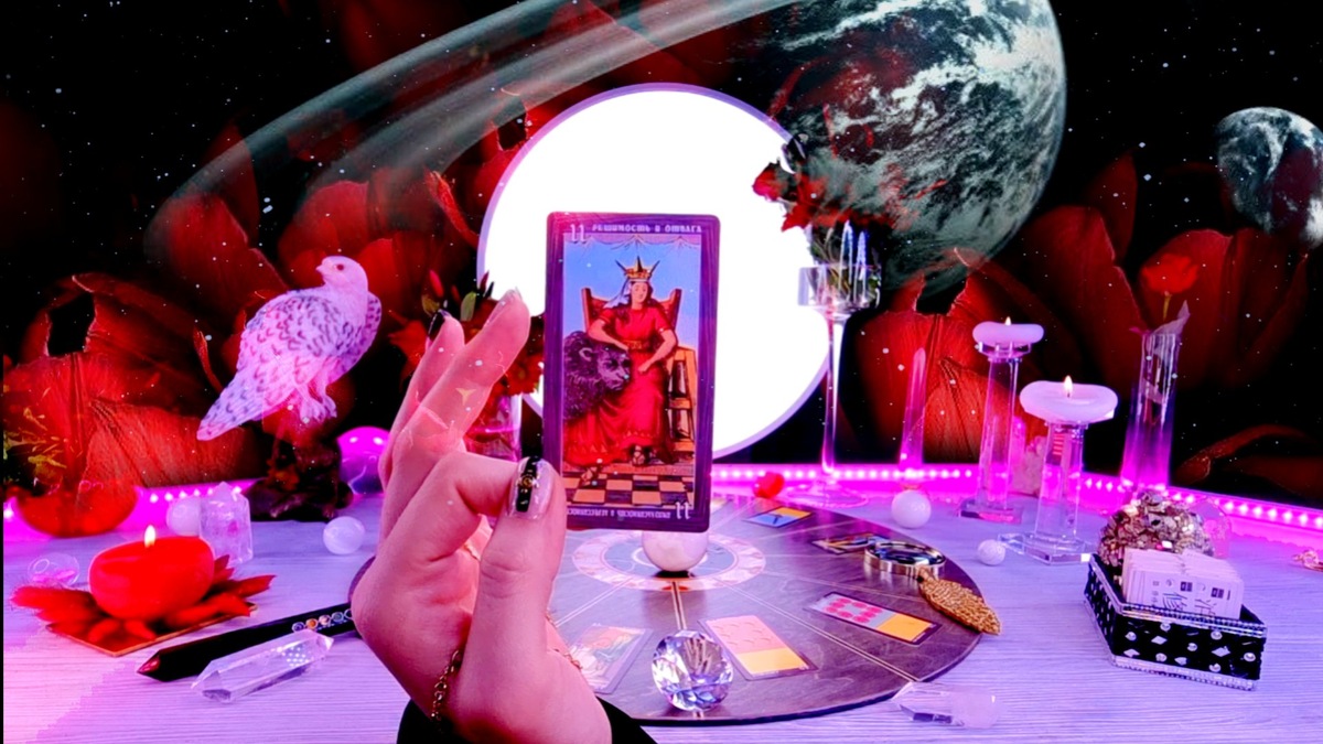 Гороскоп на апрель 2022#лев #таро #гадание #гороскоп на месяц #гадание онлайн 