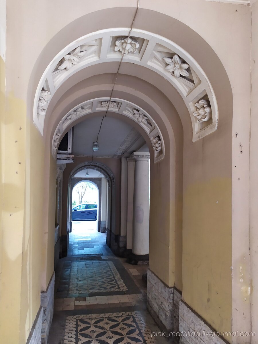 Санкт-Петербург, Литейный проспект, дом 46.