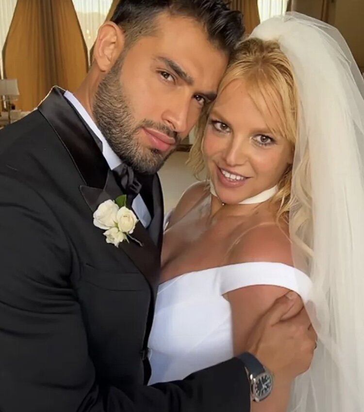 Бритни Спирс и Сэм Асгари на свадьбе