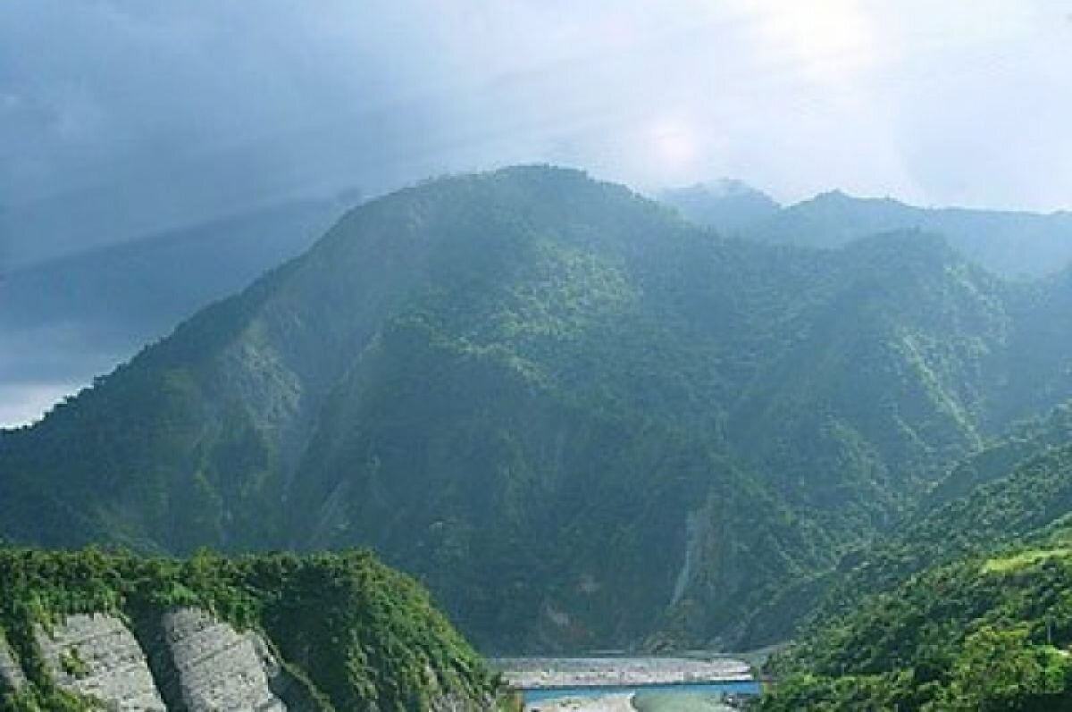    В опознавательную зону ПВО Тайваня вошло более 20 военных самолетов Китая