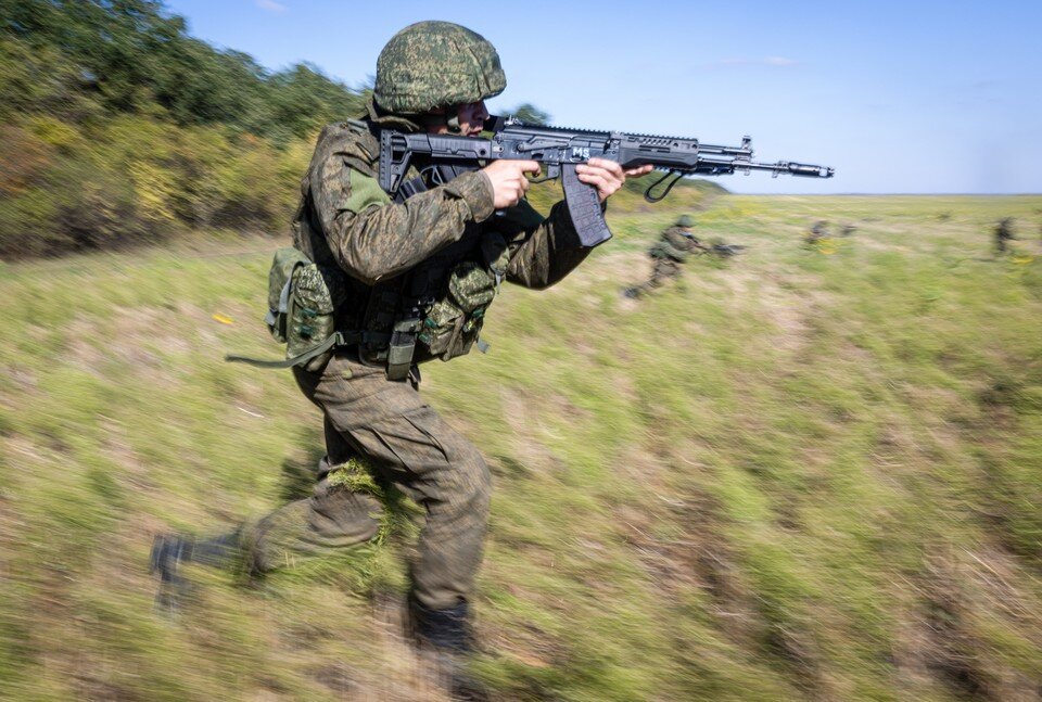     Президент объявил о введении военного положения в присоединенных регионах России с 20 октября 2022 года. Фото: Станислав Красильников/ТАСС