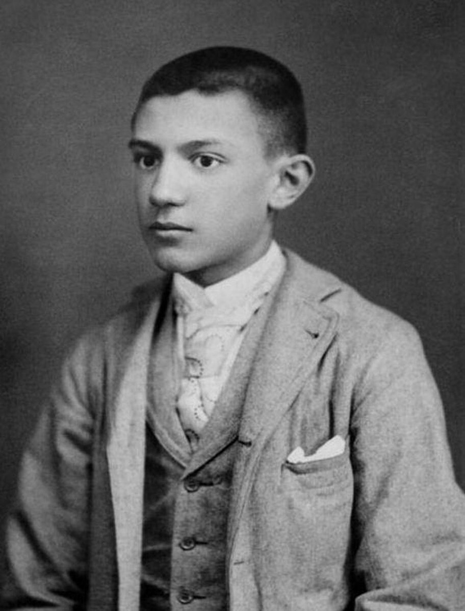 2 14 лет https://www.pablo-ruiz-picasso.net/images/photo2/356.jpg