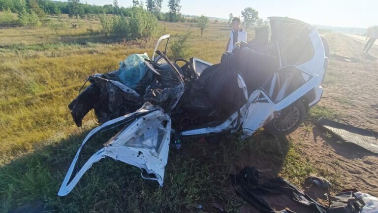    «Нива» в хлам. Под Бузулуком в лобовом ДТП с автобусом пострадали два человека Белов Михаил Александрович