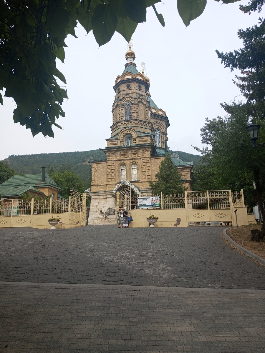 лазаревский храм в пятигорске