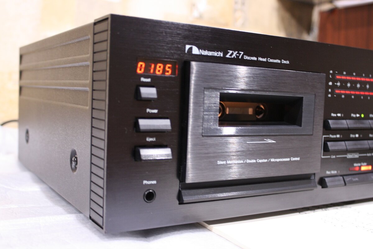 Nakamichi ares 520