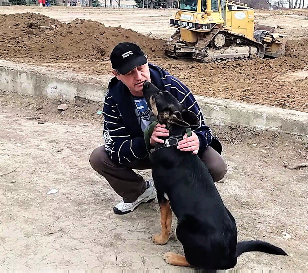 Вот здесь был пустырь. Это Кейси