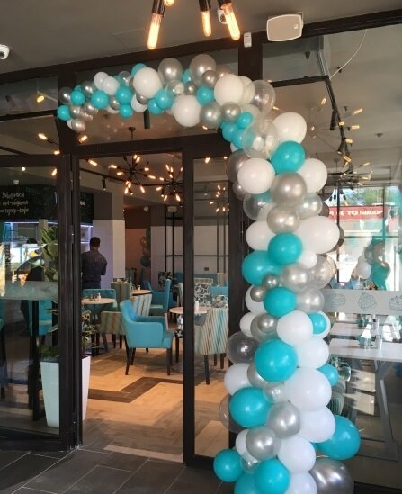 Источник фото: http://donsharon.ru/product/kompozitsiya-na-otkrytie-restorana/