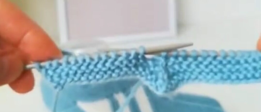 в нечётных рядах убавляем по 2 петли