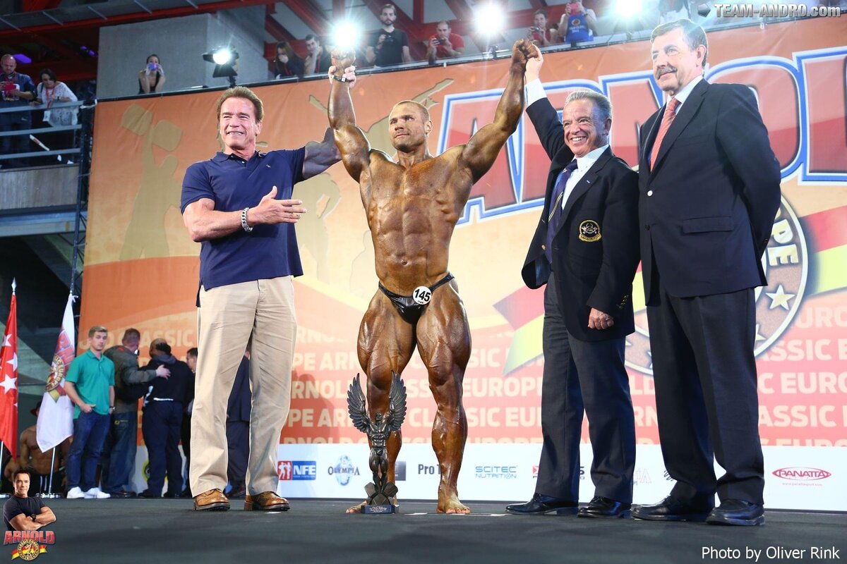 Аркадий Величко после победы на Arnold Classic Europe 2015