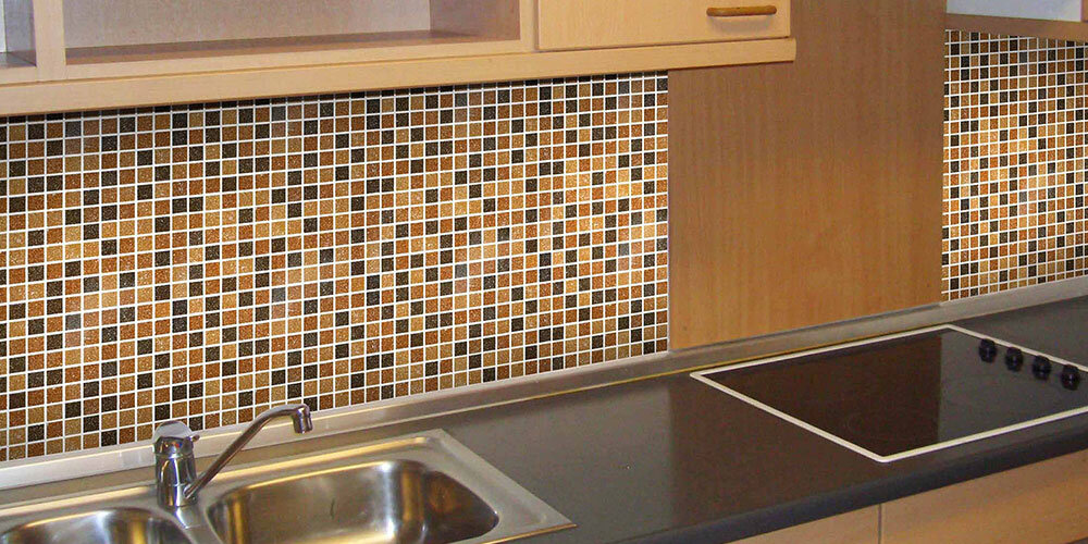 Фартук на кухне из мозаики