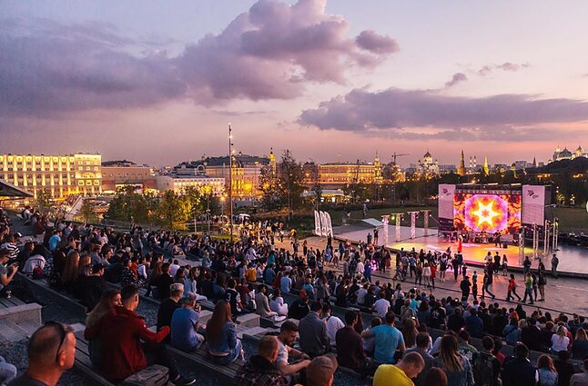 Концертная площадка в парке «Зарядье». Источник фото: Инстаграм @zaryadye.official