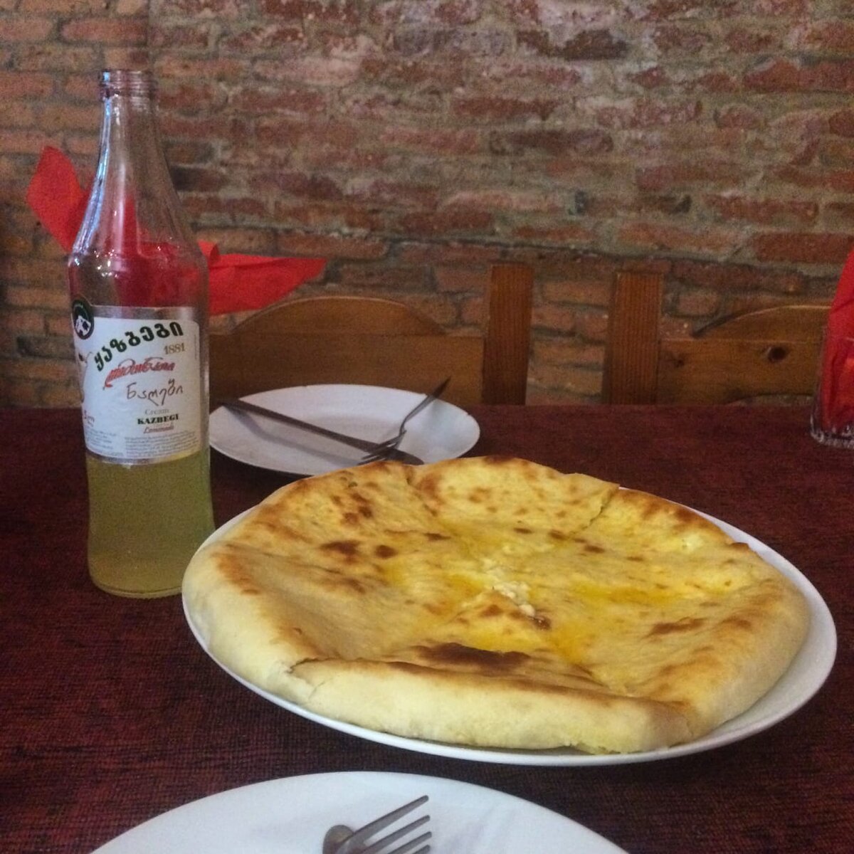 Придорожное кафе в Гори