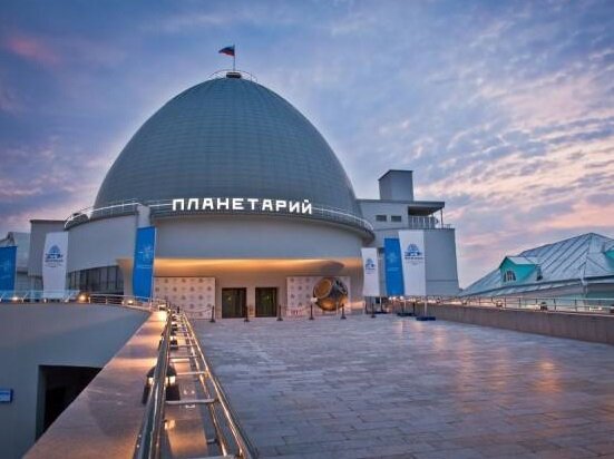 Обновленный планетарий, открывшийся в 2011 году превратился в мощный, научно-развлекательный центр.