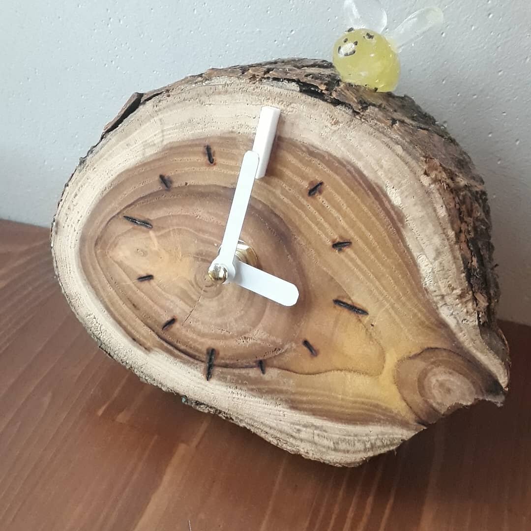 Маленькие часы