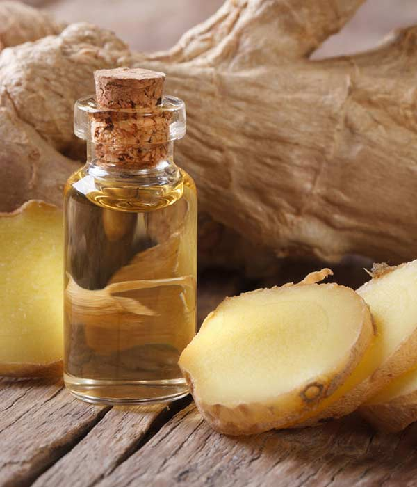 http://soiltosoul.asia/wp-content/uploads/2015/10/ginger-oil.jpg