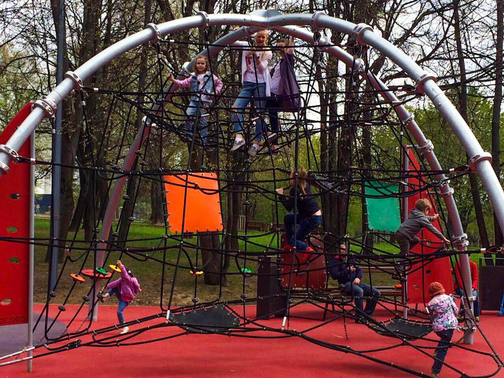 Парк Олимпийской деревни