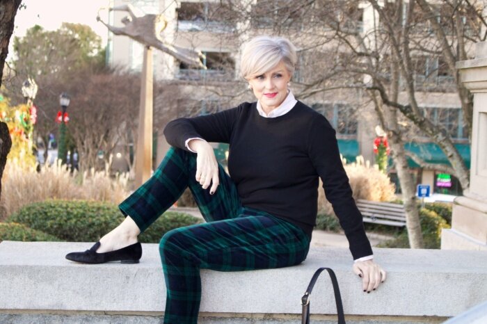Как правильно одеваться женщинам после 50, чтобы не выглядеть старше.
