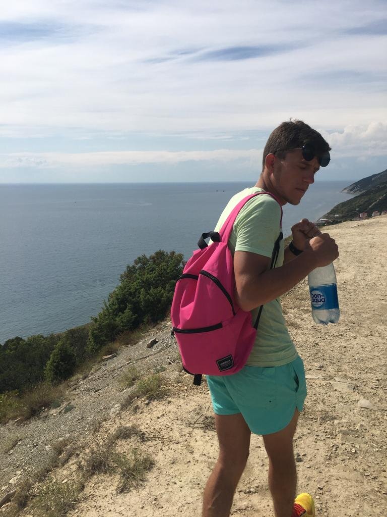 Какое-то фото. 