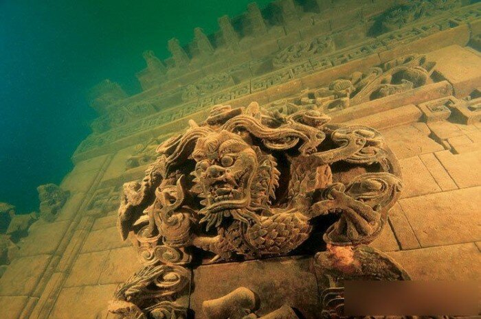 В ходе погружений водолазами было проведено обследование города Суйань. Его постройки находятся в отличном состоянии.