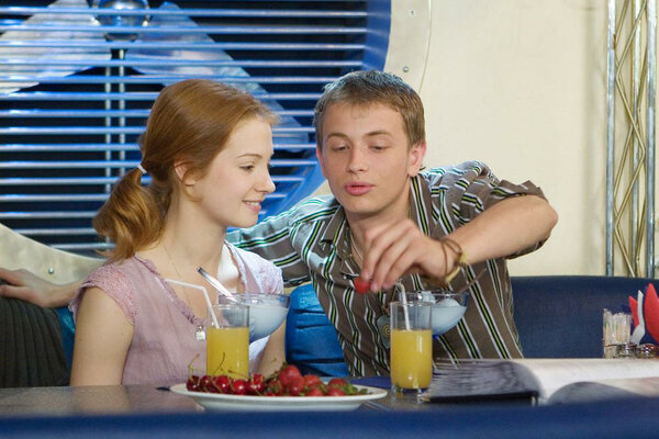 Тася Лапина и Борис Окунев.  Фото с https://www.vokrug.tv